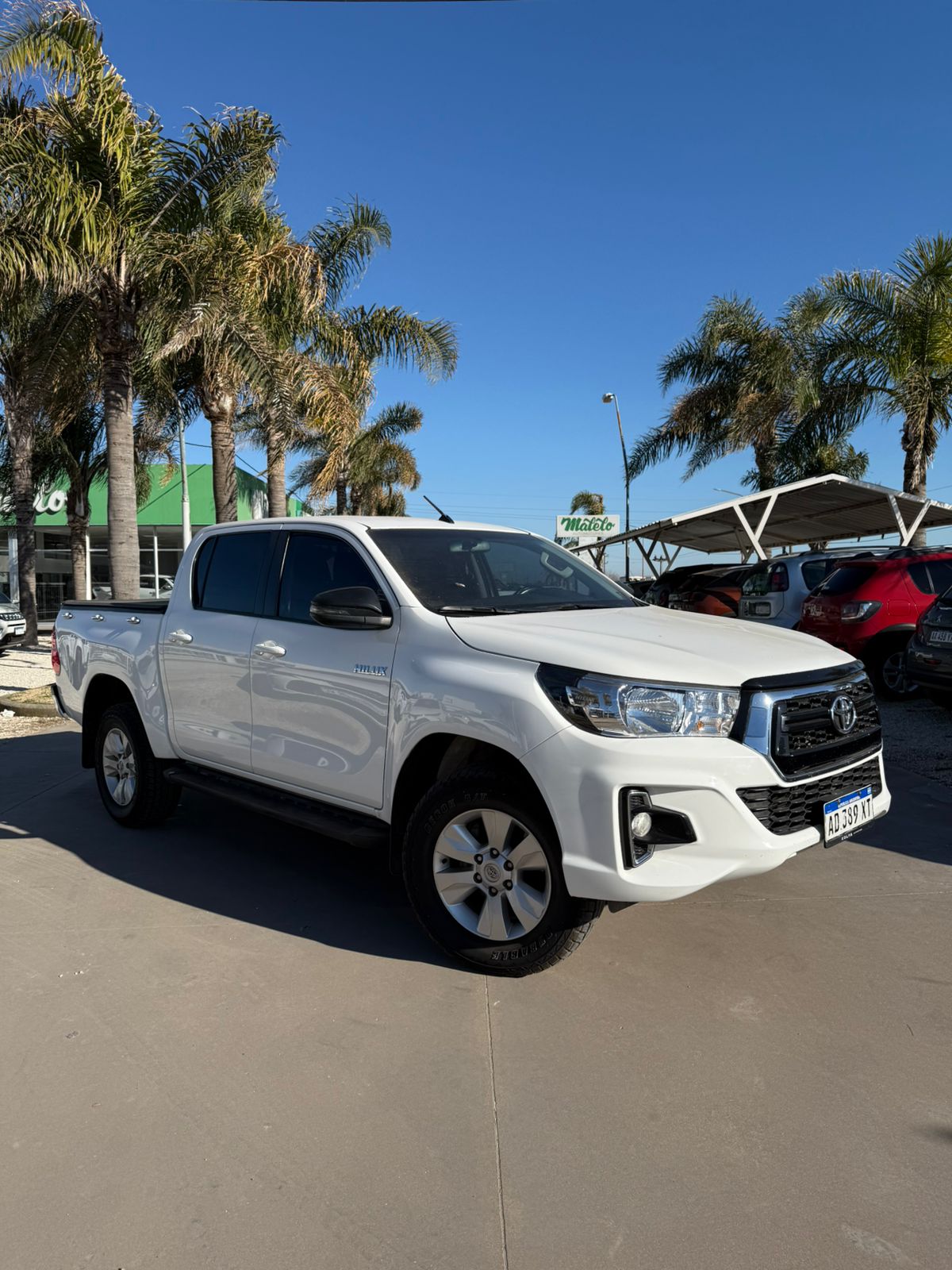 Toyota - HILUX SR  - 4X2 MANUAL  - 2019